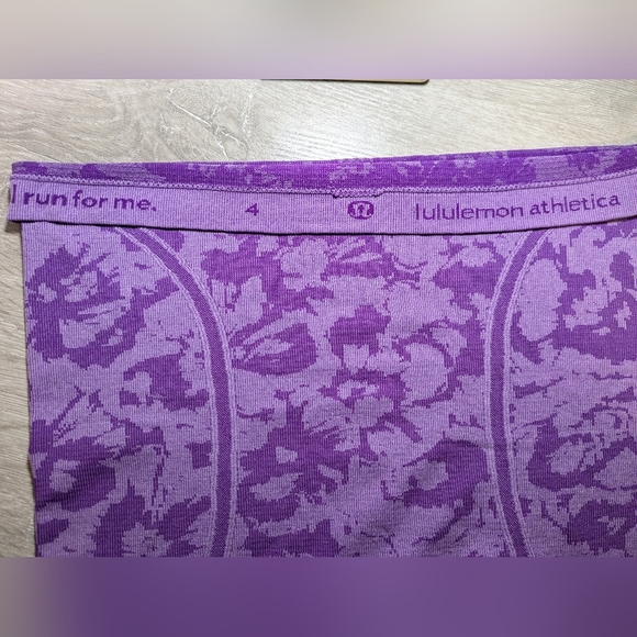 Lululemon Purple Printed Logo Slim Swiftly Tech Racerback Knit Tank Top 4 - Picture 8 of 9